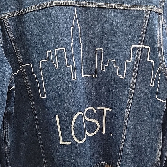 Tommy Hilfiger VTG 2003 Custom Graphics Flames Lost Cities denim jacket men's XL - Picture 8 of 10